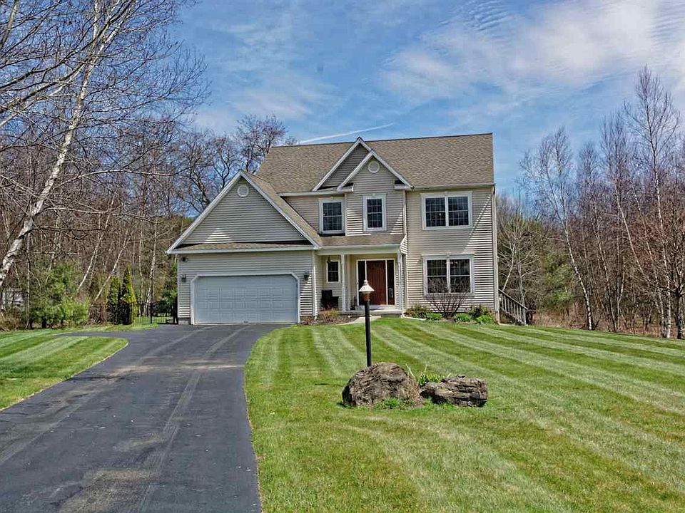 1st image of 6 Rebecca Dr