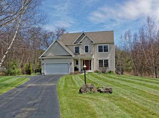 6 Rebecca Dr, Middle Grove, NY 12850