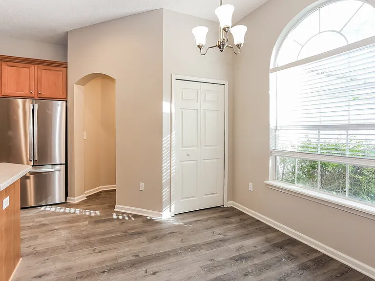 3146 Wandering Oaks Dr — Photo 7