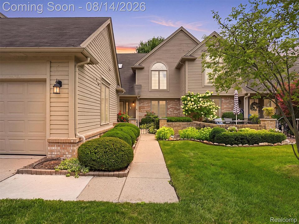 1st image of 16905 Coral Ln