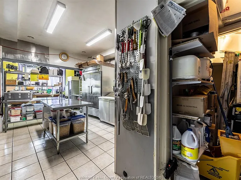 2981 Longfellow Ave — Photo 11