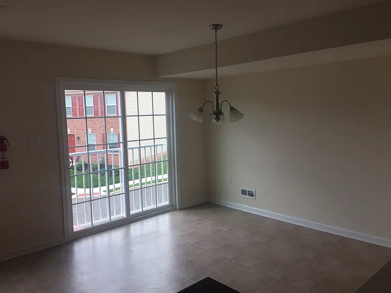 265 Industrial Hwy #265 — Photo 4