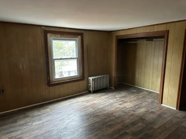 221 Dunmore St #A, Scranton, PA 18512