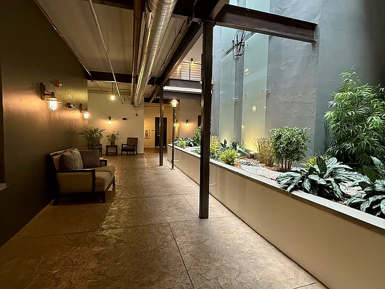 210 W Magnolia St #210 — Photo 15
