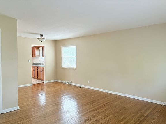 2nd image of 8280 Green Dr #8282
