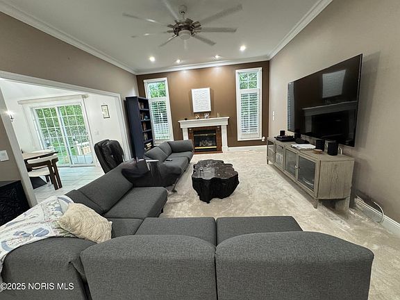 5th image of 4902 Marble Cliff Blvd