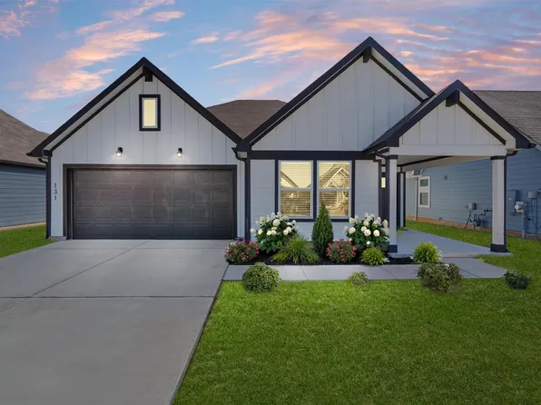 131 Aransas River Rd, Hutto, TX 78634