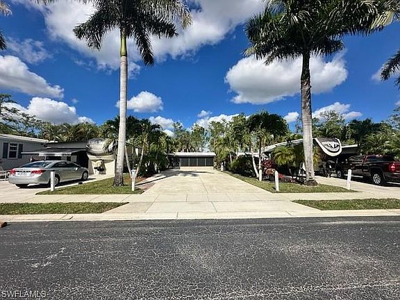 2nd image of 1292 Diamond Lake CIR