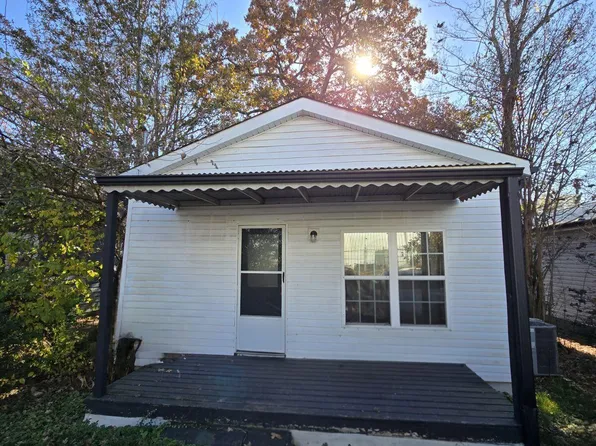 2592 E 39th St, Chattanooga, TN 37407