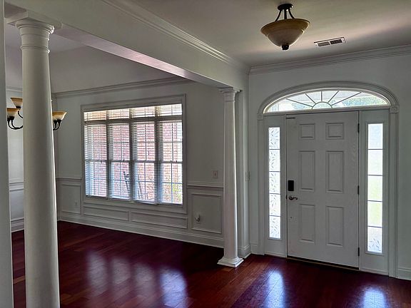 2nd image of 309 Bunny Trail Ct.