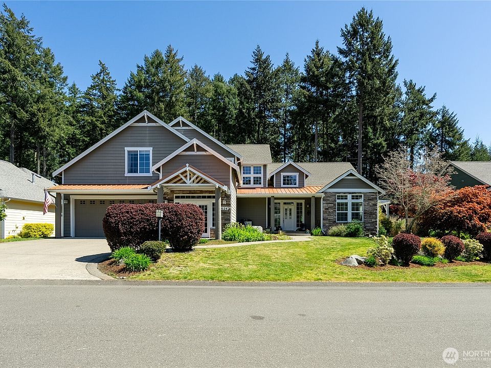 1st image of 624 Alma Lane SE