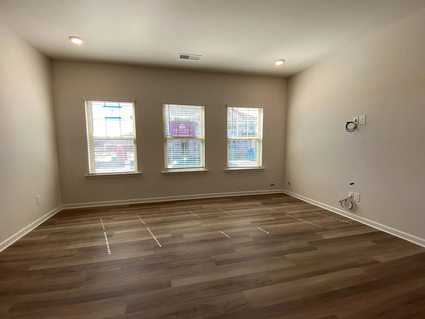 Room in 4 Bedroom Home at Planters Trace Ln — Photo 4