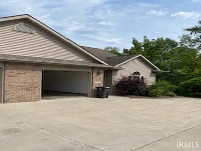 9328 Saint Joe Center Rd