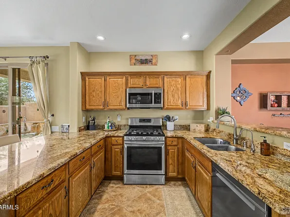 923 E Waterview Place, Chandler, AZ 85249