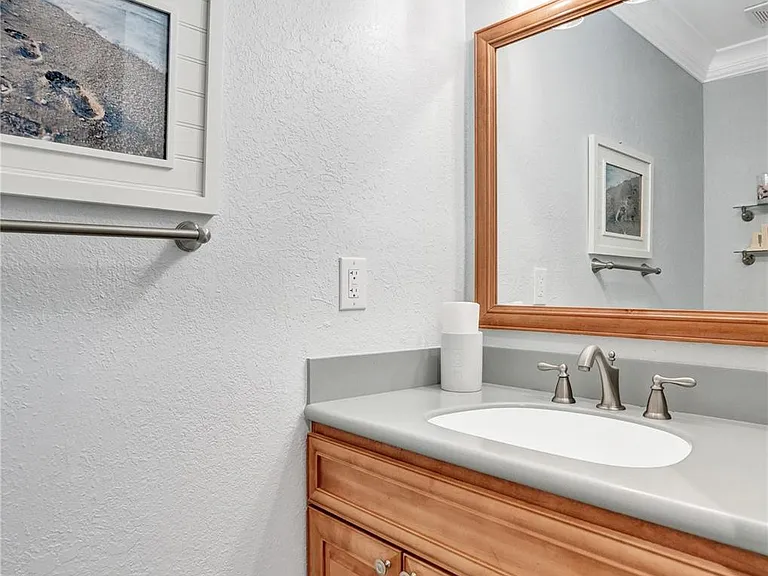 4142 NW 58th Dr — Photo 13