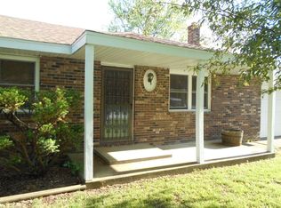 104 W Long Ln, El Dorado Springs, MO 64744