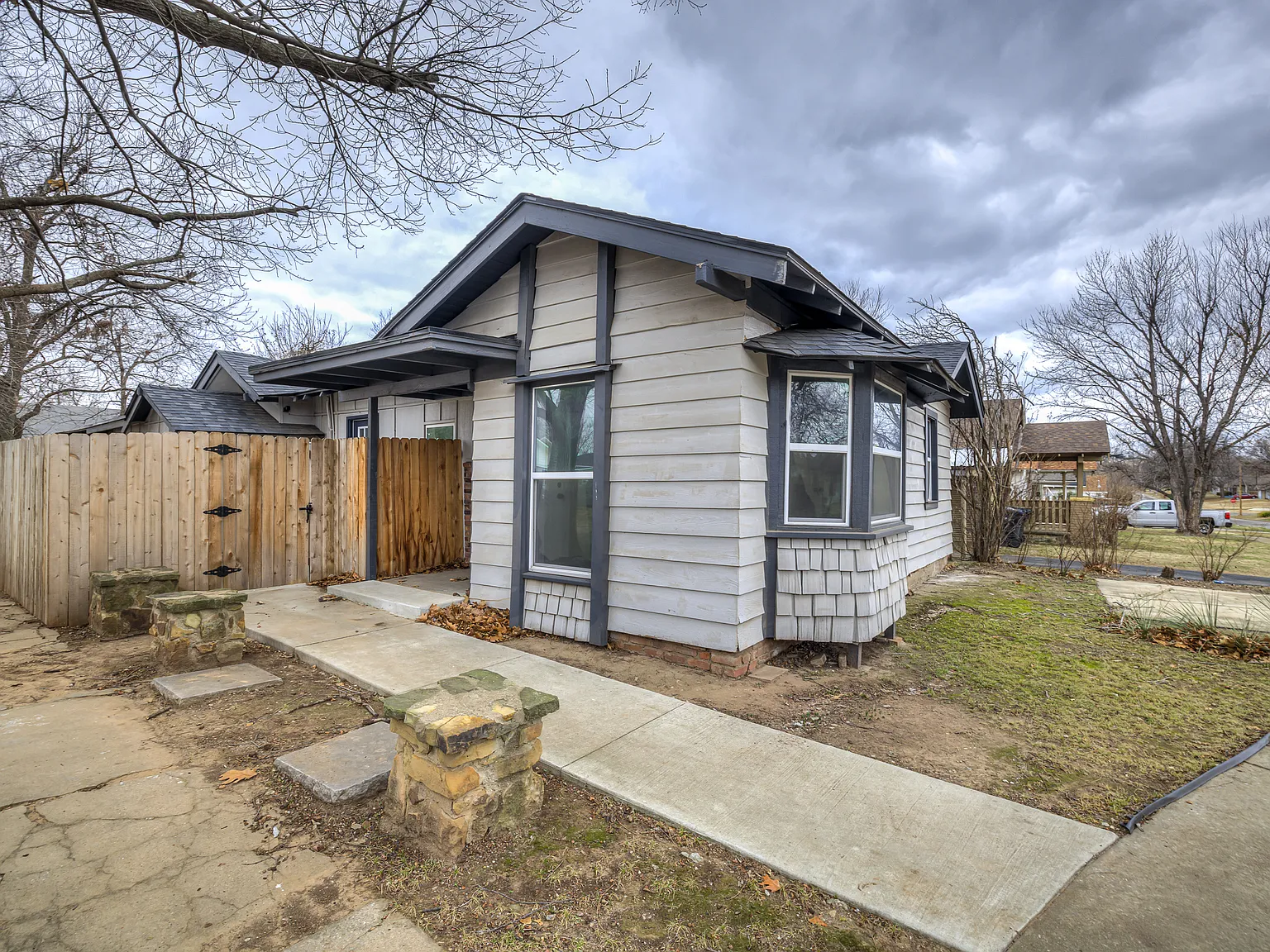 3 bed, 1650 sqft, $2,400 — Photo 3