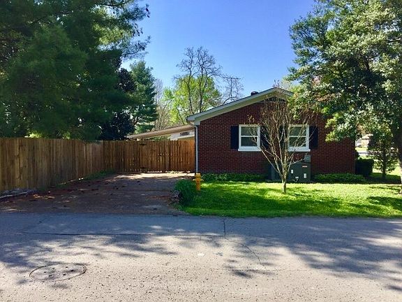 2nd image of 1251 Chickering Dr
