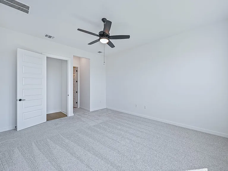 6812 Rounded Pebble Ln — Photo 16