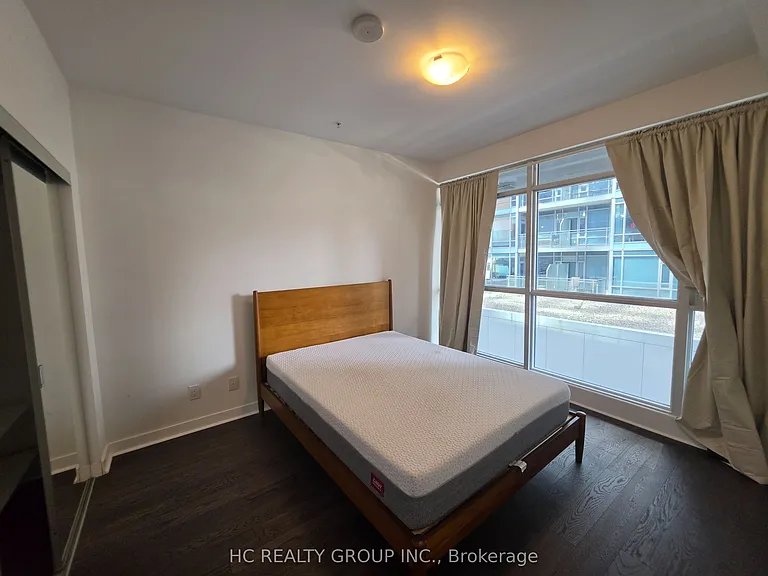 295 Adelaide St W #1017 — Photo 10