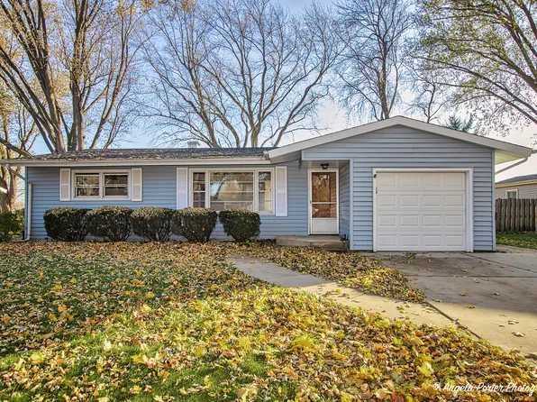 3005 Killarney Dr, Cary, IL 60013