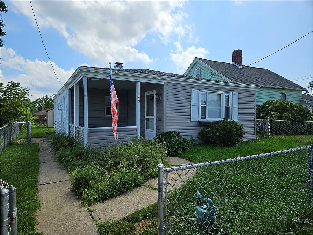 299 Liberty St photo 1
