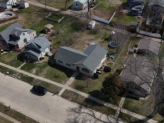 4th image of 2726 S Palmetto St