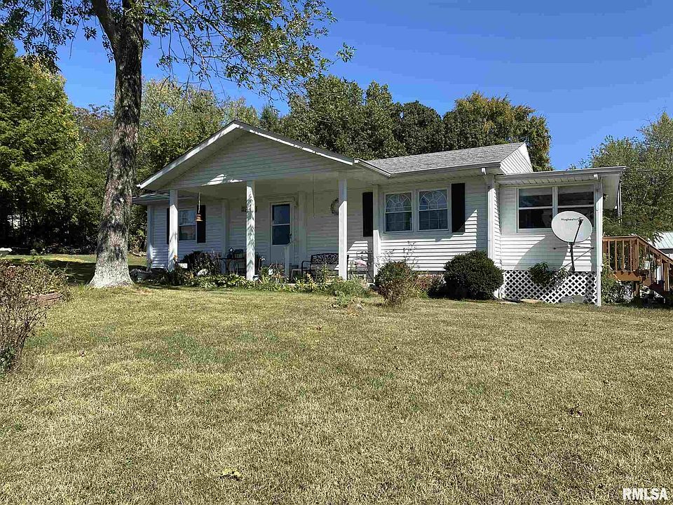1st image of 385 Marina Cir