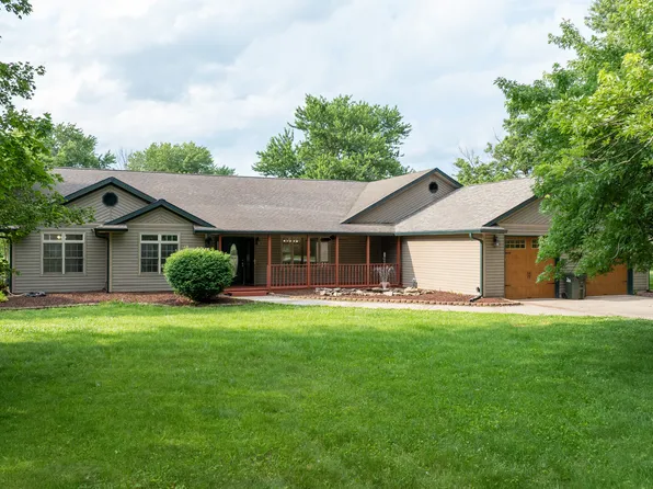 1602 W Furry Rd, Fountaintown, IN 46130