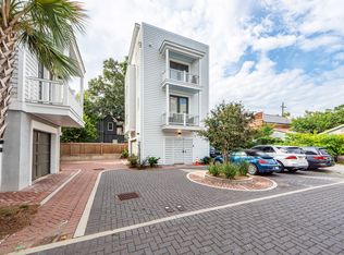 9 Iron Forge Aly, Charleston, SC 29403