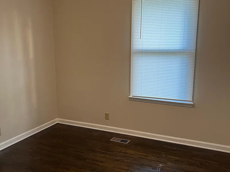 636 Baldwin Ct — Photo 11