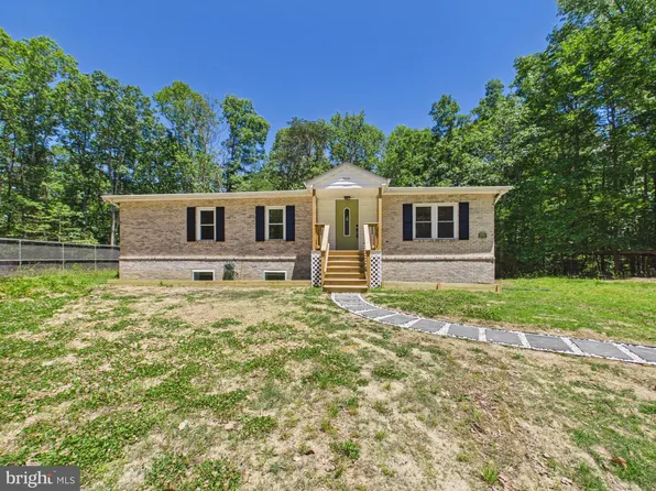 2015 Elba Ct, Lusby, MD 20657