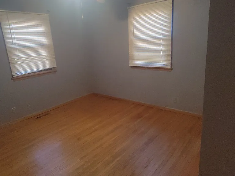 5156 4th St NE — Photo 6