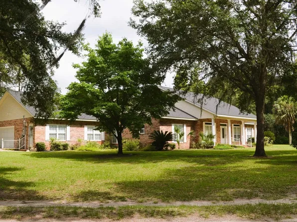 6384 Woods Creek Rd, Perry, FL 32347