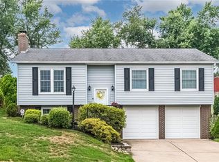 307 Cedar Dr, Pittsburgh, PA 15237
