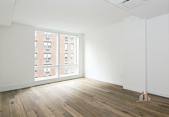 4th image of 325 Lexington Ave APT 7C