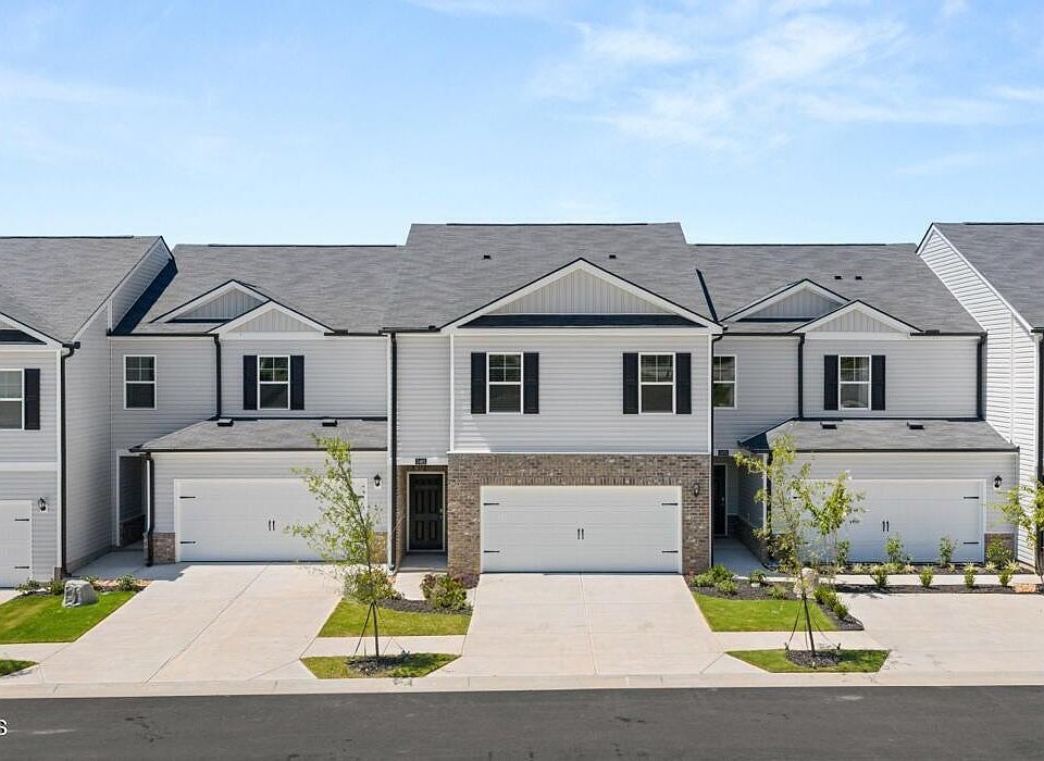1st image of 565 Aquamarine Row