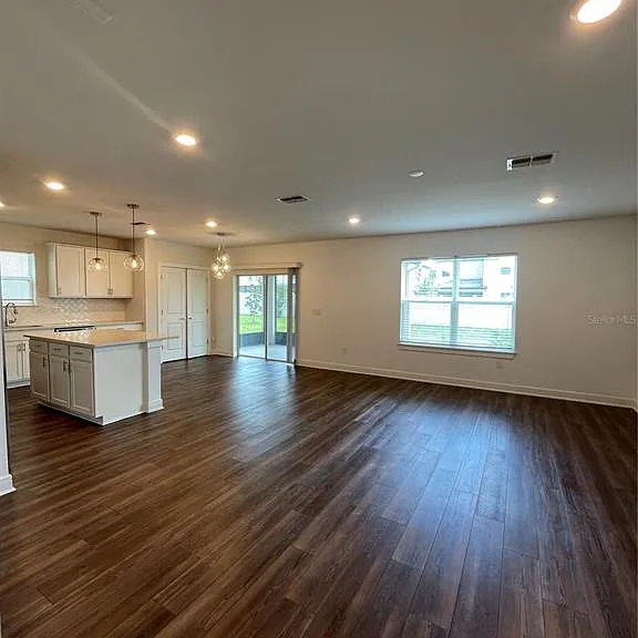 30555 Thunderbird Dr — Photo 4