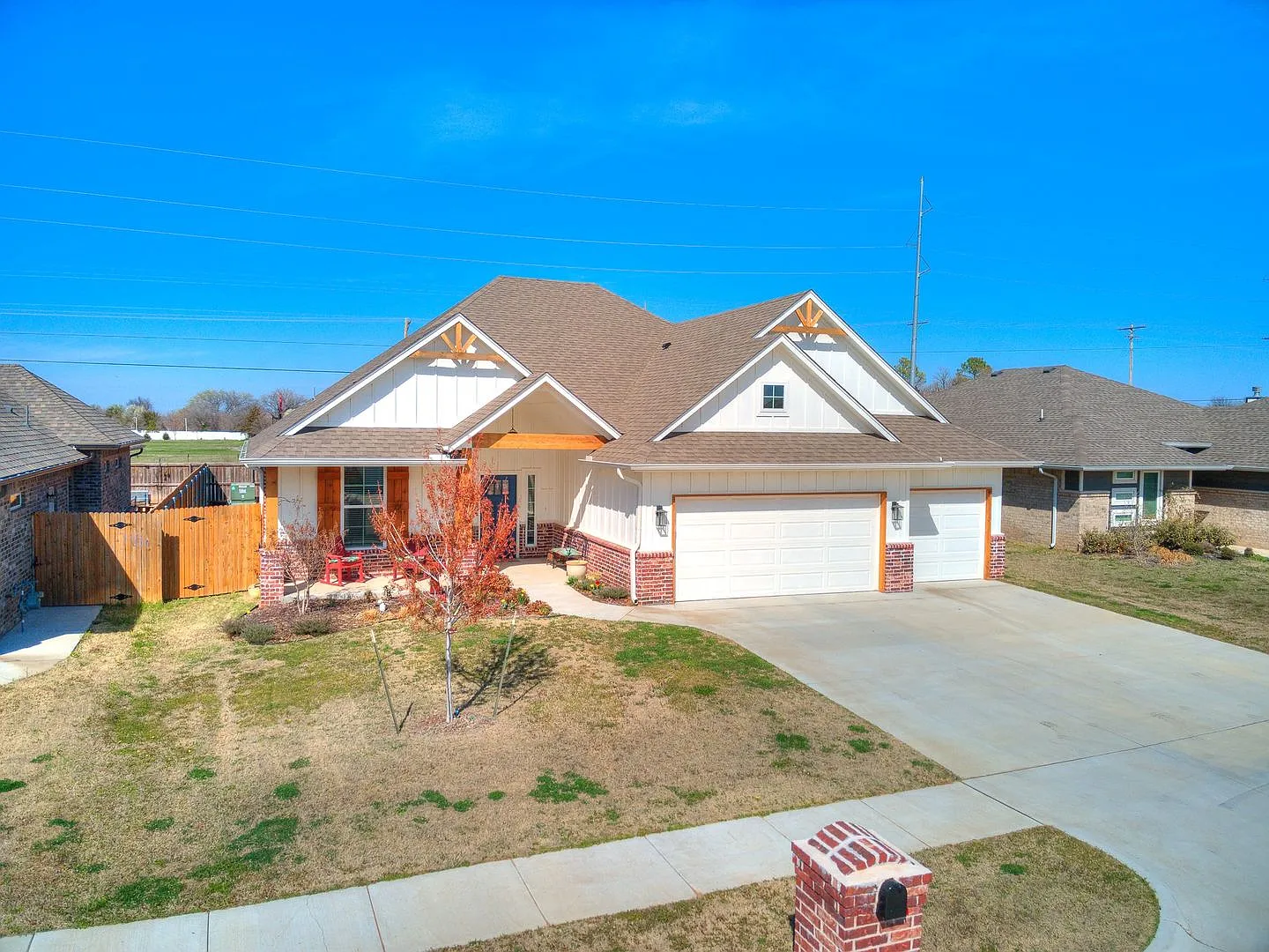 Beautiful 4 Bed 2 Bath Home in Norman — Photo 3