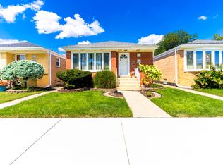 6040 W 59th St, Chicago, IL 60638