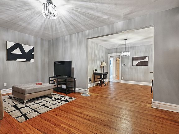 2nd image of 5331 Sutherland Ave #A