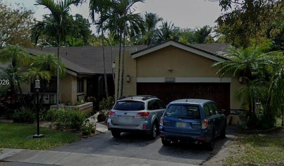 1st image of 10220 SW 91st St