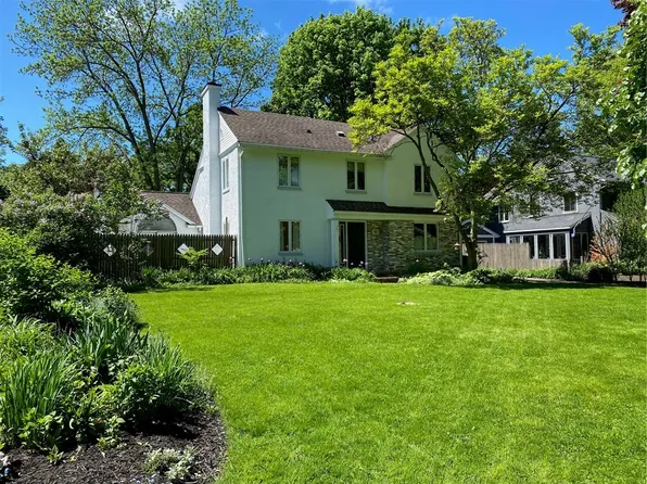 65 Commonwealth Rd, Rochester, NY 14618