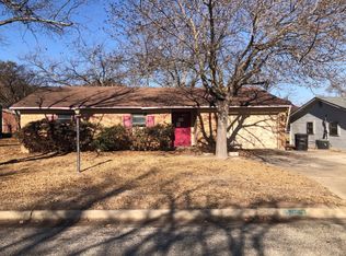 2022 Stanton St, Brady, TX 76825