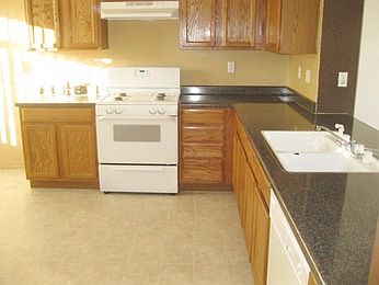 3rd image of 5744 Montezuma Creek St
