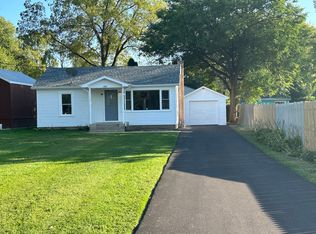 1441 E Galena Blvd, Aurora, IL 60505