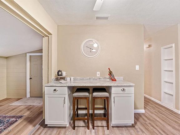 5th image of 95 Chapel Ln