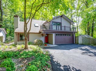 7820 Mulberry Bottom Ln, Springfield, VA 22153