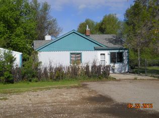 104 2nd St W, Lewistown, MT 59457