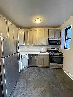 1st image of 40-66 Ithaca St #2J